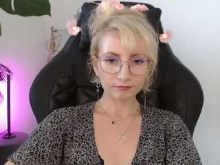 CinderellaMoon live webcam show