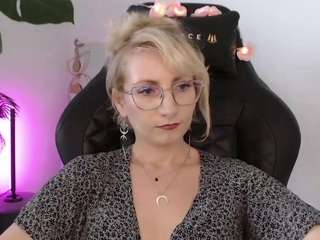 CinderellaMoon live webcam show