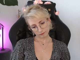 CinderellaMoon live webcam show