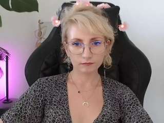 CinderellaMoon live webcam show