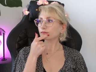 CinderellaMoon live webcam show