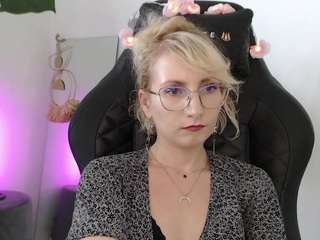 CinderellaMoon live webcam show