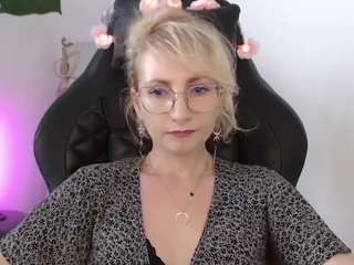 CinderellaMoon live webcam show