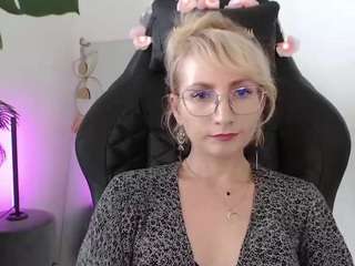 CinderellaMoon live webcam show