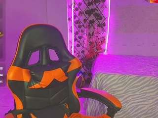 elara-green19 webcam