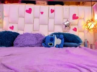 foxxydolce Live Webcam on CamSoda