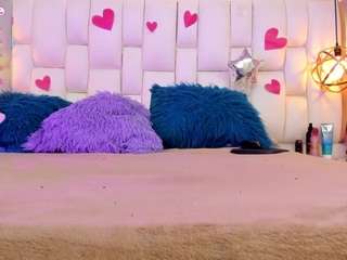 foxxydolce Live Webcam on CamSoda