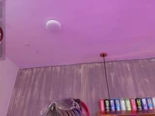Live cam show with FoxxyDolce