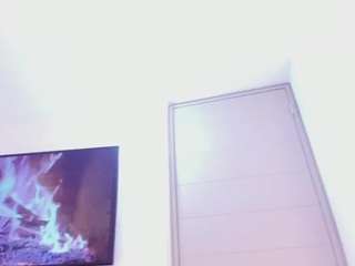 Live webcam model kloeraize on Soda Cams