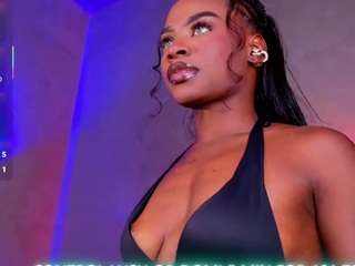 🩷LINSY ADAMS 🩷