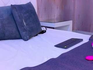 Live webcam model madisonpayton on Soda Cams