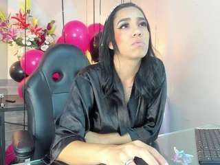 miakarsson live cam profile