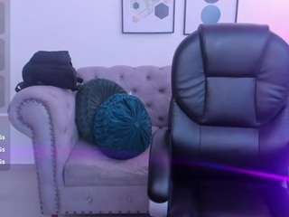 mystic-nova's CamSoda show and profile