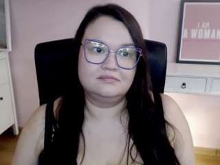 sweethollyxo Live Webcam on CamSoda