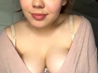 le modèle traciefruman est en webcam porno dans un show sur le site camsoda, il possède les tags suivants: black hair,brown eyes,cowgirl,dirty talk,doggy style,no drinking,no smoking,spanking,striptease,teen 18,twerk,young adult,hd,petite,small tits