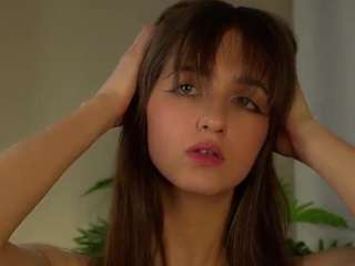 Live webcam model aleasefontenelle on Soda Cams