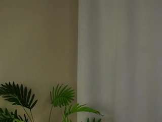 Live webcam model aleasefontenelle on Soda Cams