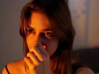 Aleasefontenelle's cam show statistics and live stream