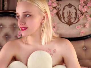 andreastranahan's CamSoda show and profile