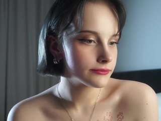 AndreaStranahan live webcam show