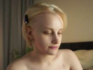 AndreaStranahan live cam preview
