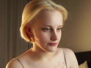 AndreaStranahan live cam preview