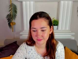 Live webcam model anna-belliss on Soda Cams