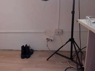 april-swett webcam camsoda model stream image