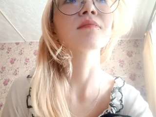 Live webcam model charlottesmyers on Soda Cams