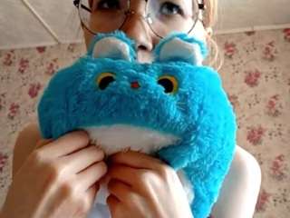 Live webcam model charlottesmyers on Soda Cams