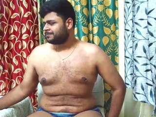 CuteGuyy live webcam show