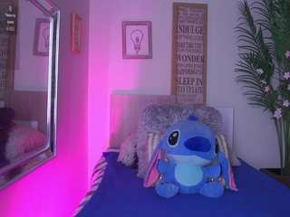 Dakota-Moon live cam — anal, orgasm, young adult