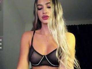 evelynvlove webcam
