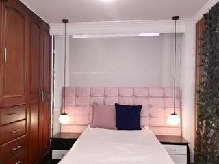 gabysweett Live Webcam on CamSoda