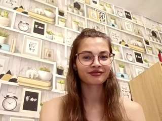 Live webcam model jacquelynnpettner on Soda Cams