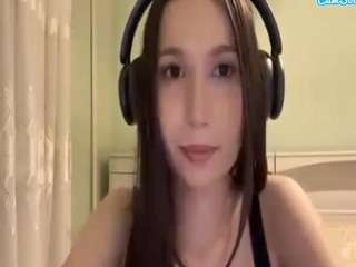 markettavanleeuwen's CamSoda show and profile
