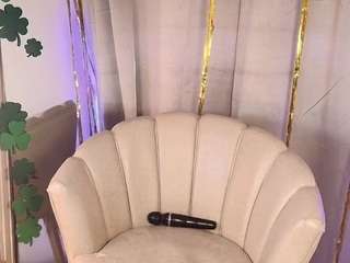 le modèle mia-mystic est en webcam porno dans un show sur le site camsoda, il possède les tags suivants: anal toys,normal,massage,naked,natural,nature,no drinking,no smoking,oil,ass,public,skinny,spanking,strip,tease,toys,wet,lush,lovense,lingerie