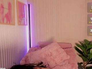 mia-mystic