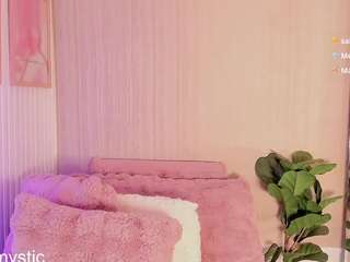 mia-mystic