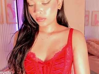 Mia-mystic live webcam show