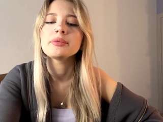 shelamcconnaughy webcam