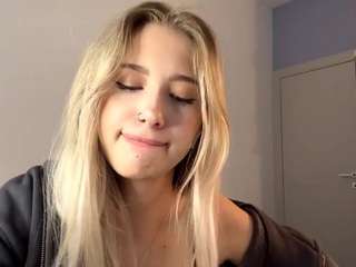 shelamcconnaughy webcam