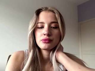 shelamcconnaughy webcam