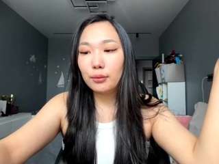 Live webcam model shellavienneau on Soda Cams