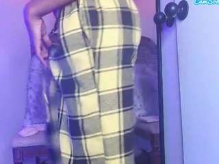 skynlikehenny1 Live Webcam on CamSoda