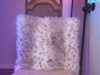 Live webcam model skynlikehenny1 on Soda Cams