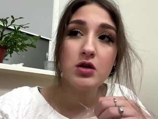 Live webcam model temikamcginity on Soda Cams