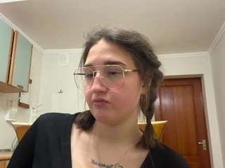 temikamcginity's CamSoda show and profile