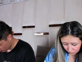 angelaandanllelo's live room