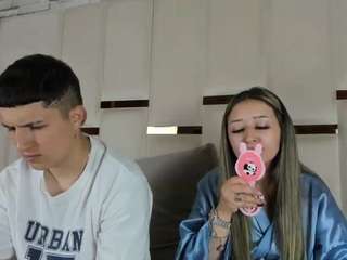 angelaandanllelo live webcam show